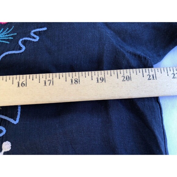 JOHNNY WAS Floral Embroidered Navy Tunic Shirt Top Boho Chic Size Large - Picture 6 of 12